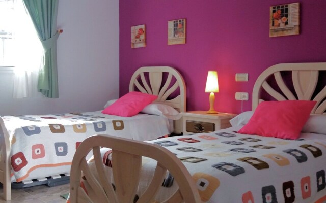 Cozy Villa in Villanueva de la Concepción with Swimming Pool