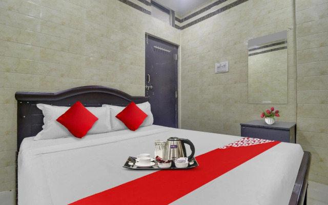 OYO Flagship 70400 Hotel Ashoka Classic