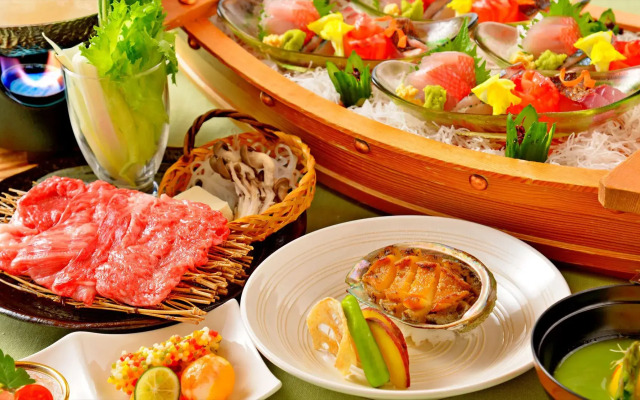 The Gran Resort Elegante Atami