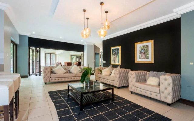 9 The Pin – Zimbali 6 Bedroom