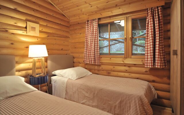 Xenios Chalets