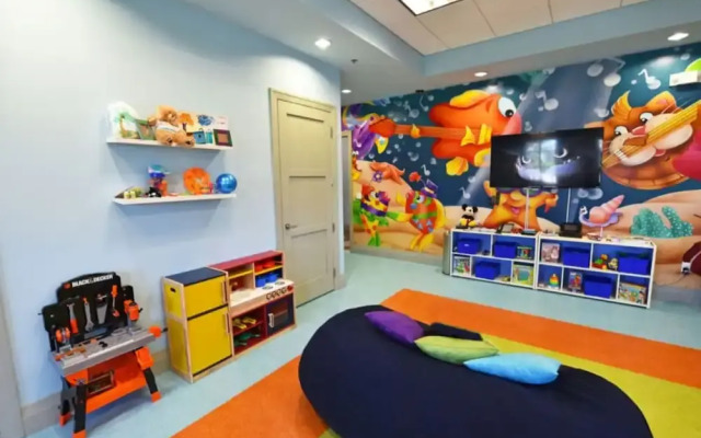 6 Bedroom 5 Bathroom Vacation Home