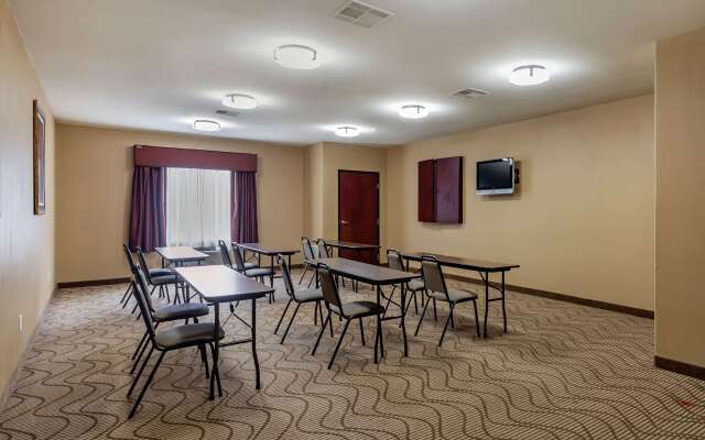 Comfort Suites