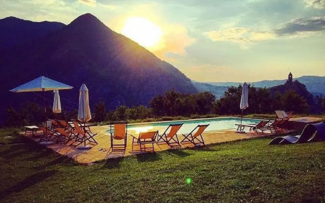 Serene Villa in Imola Amid the Forest