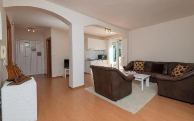 Guesthouse Lamia