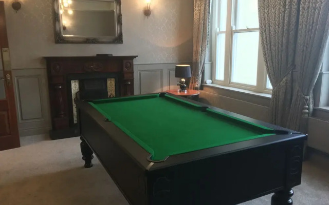 Glen Eden Hotel
