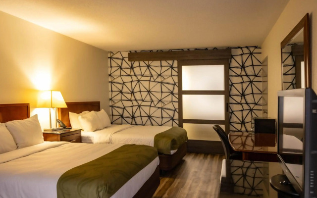 Quality Inn & Suites Lake Havasu City
