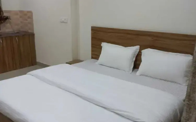 Tirath Hotel - Rishikesh - Uttrakhand