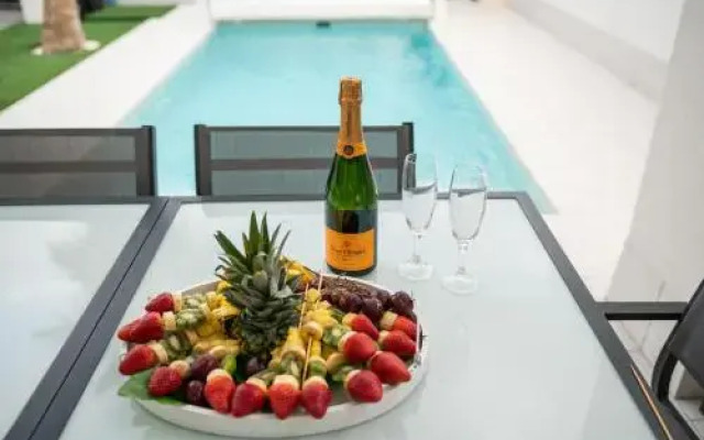 Villa Deluxe La Marina Beach