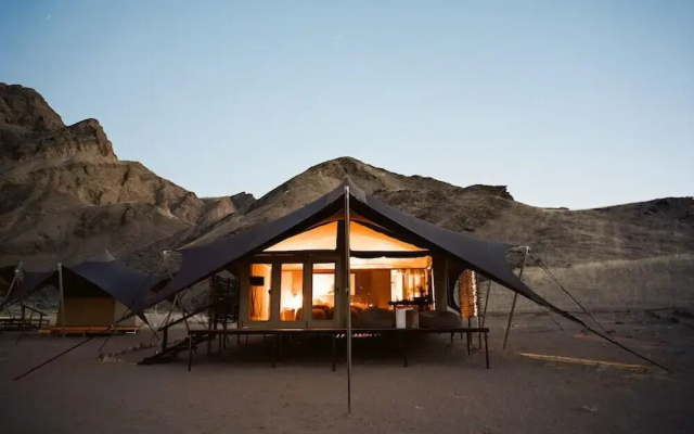 Hoanib Valley Camp