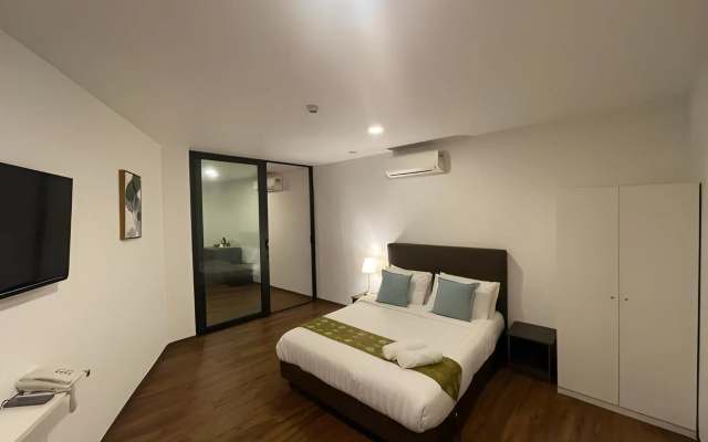 Hotel Longhouse – Guest Rooms – Kuching