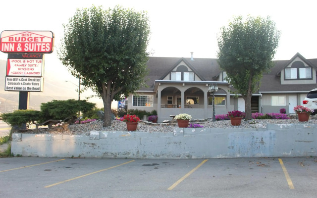 Best Budget Inn and Suites