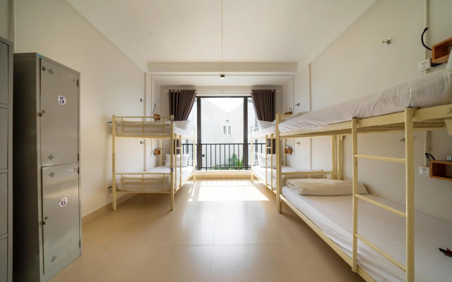Sunflower Hotel