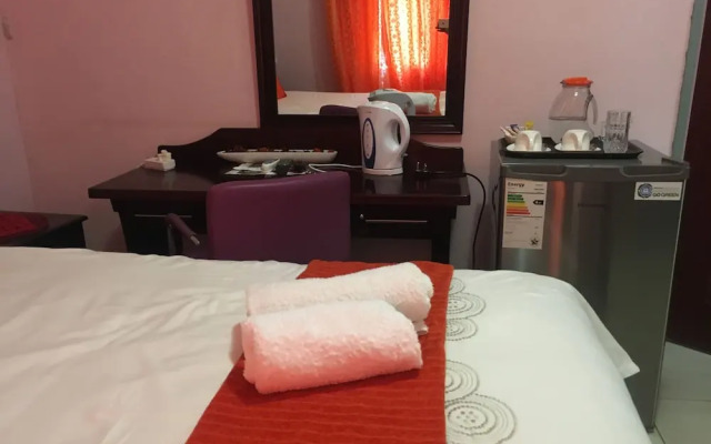 Blomsbed Inn