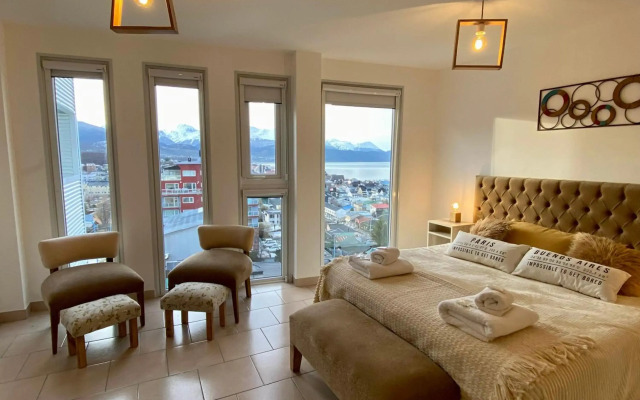 Infinity View Pent House I