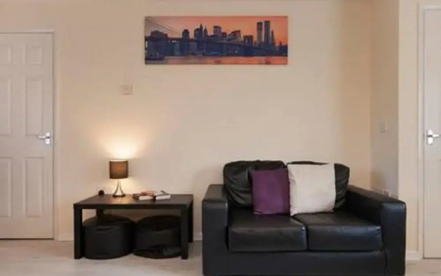 Leicester's Contemporary Coach House