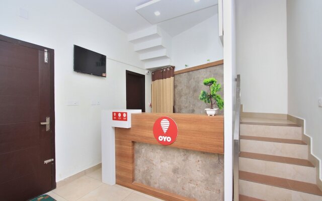 OYO 13915 Albis Ville