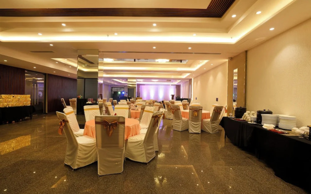OPO Hotel Iffco Chowk