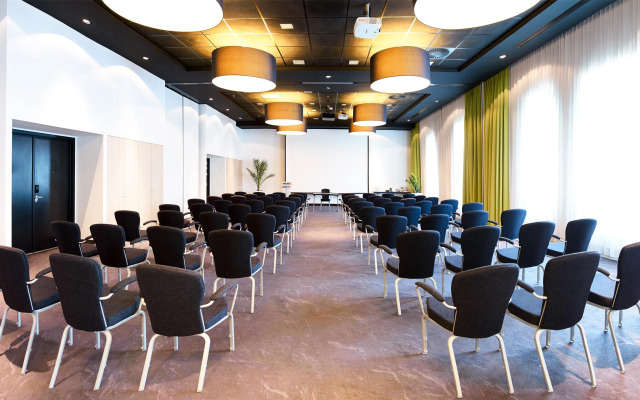 Park Inn By Radisson Leuven