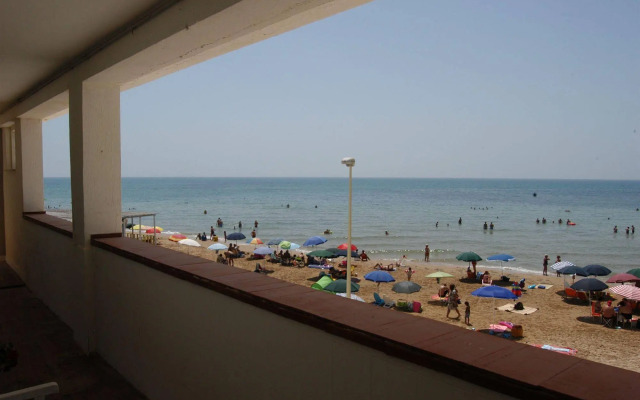 Plaza Beach Hostel