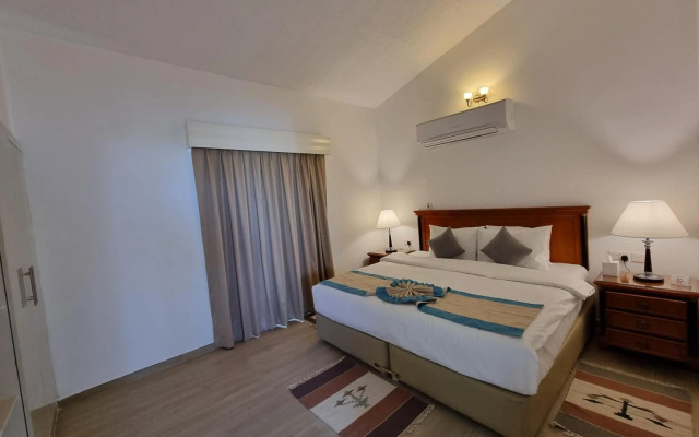 Holiday Beach Resort
