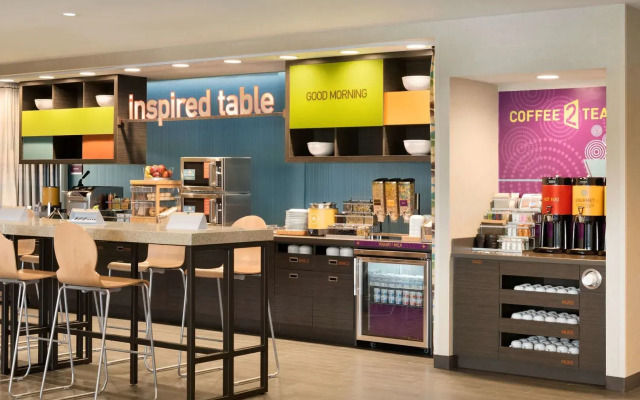 Home2 Suites by Hilton Milwaukee Brookfield