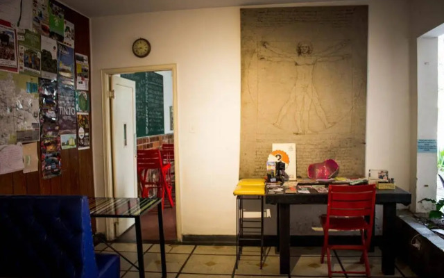 Buddha Hostel Medellin