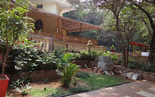Hotel Ashok