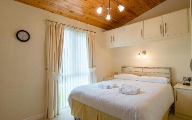 Whitsand Bay Lodge
