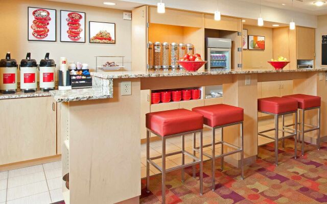 Towneplace Suites By Marriott Bloomington - фото 3