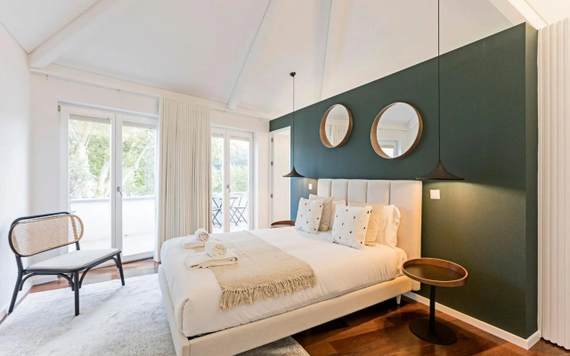 Wonderful 2BR Duplex Near River by LovelyStay