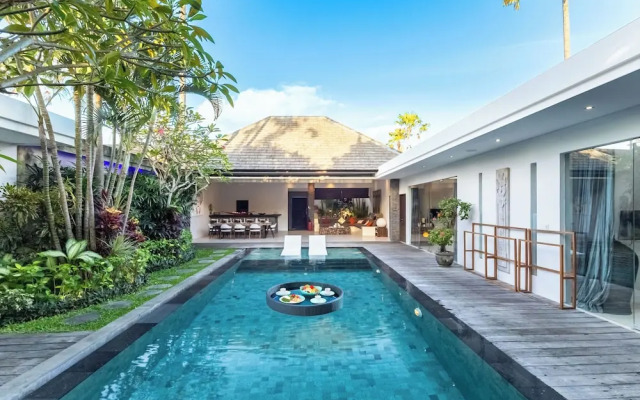 Villa Naema - 4 BR Private Villa