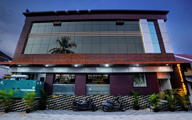 Treebo Trip Majestic Inn Thampanoor
