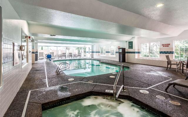 Clarion Hotel Portland Airport