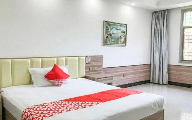 Jishou jinlong hotel