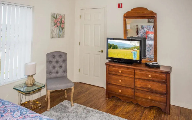 Whispering Pines 104