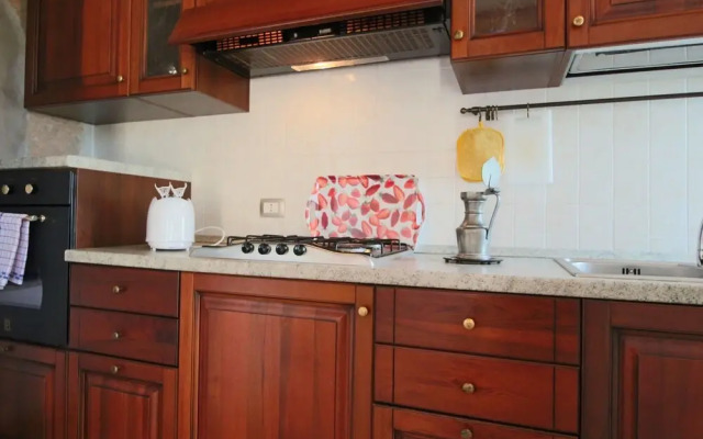 Charming Farmhouse in Trevi With Swimming Pool