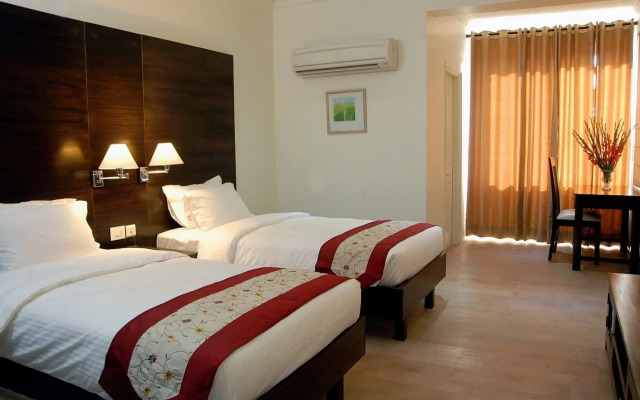 66 Residency - A Boutique Hotel