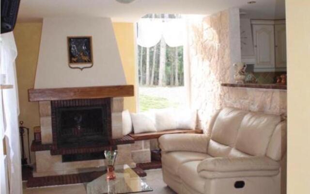 Gîte Monétay-sur-Allier, 3 pièces, 4 personnes - FR-1-489-110