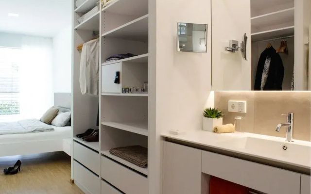 Lumina Apartments