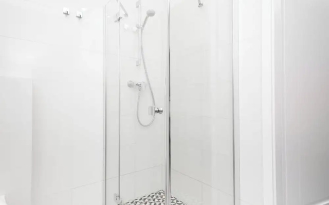 Family City Center Apartments by Renters
