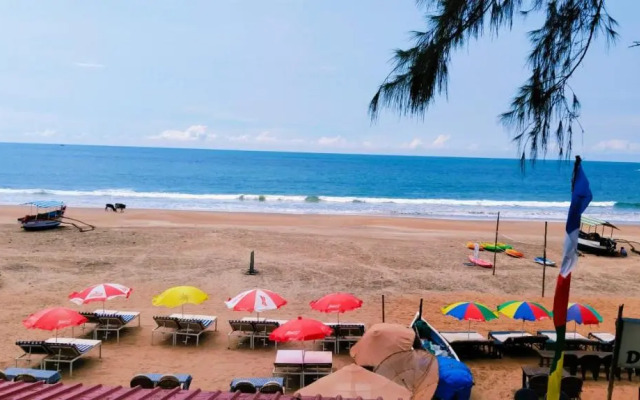 Funtastic Beach Huts Patnem