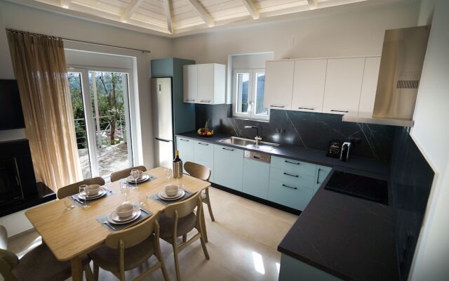 Astrali Stone Villas