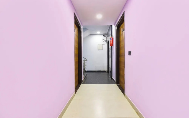 Fabhotel Pink Palace Raja Park