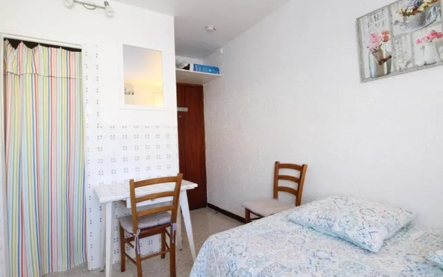 Appartement Balaruc-les-Bains, 1 pièce, 1 personne - FR-1-553-32