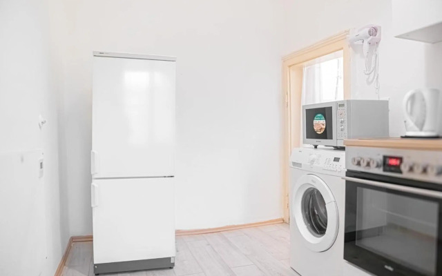 attractive 2BR Apt. Near AKH- Ideal for Longstays