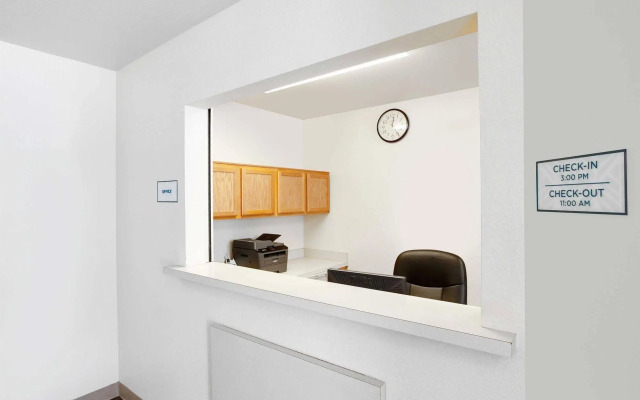 WoodSpring Suites Houston Westchase