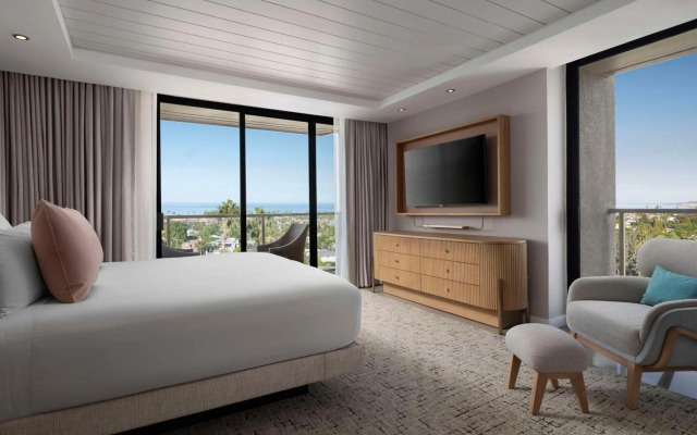 Hotel La Jolla, Curio Collection by Hilton
