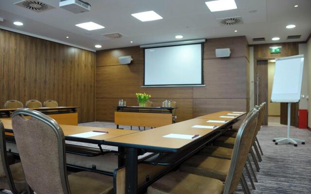 Haston City Hotel