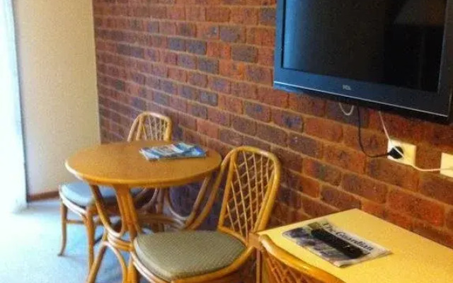 Tooleybuc Club Motor Inn